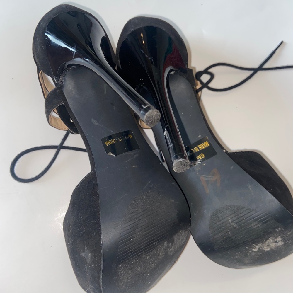 Shoes - Picture 3 of 3